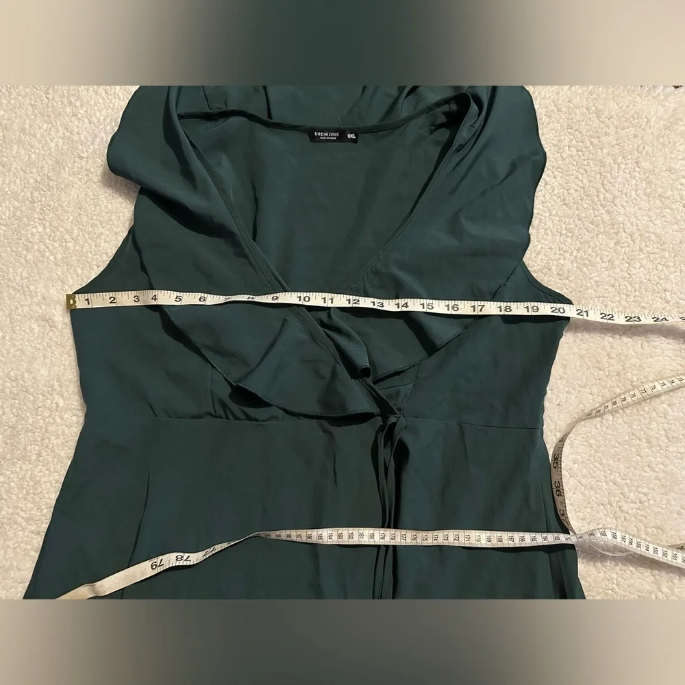 SHEIN Curve Green V-neck Sleeveless Size  OXL Dress - Picture 5 of 6